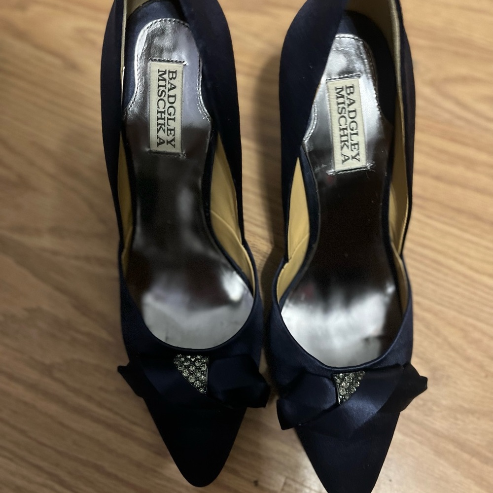 Badgley Mischka Kiara Size 9 Heels